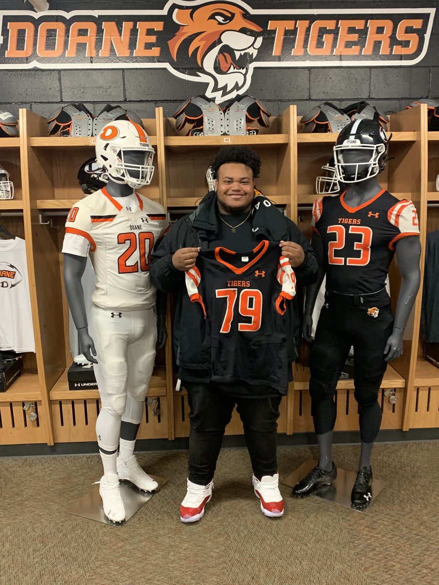 Kameryn Henry (@kamhenry79) on Twitter photo Had a great time visiting Doane university thanks out to <a href="/DoaneFootball/">DoaneFootball</a> and <a href="/Coach_MDixon/">Michael Dixon</a> Had a great time visiting Doane university thanks out to <a href="/DoaneFootball/">DoaneFootball</a> and <a href="/Coach_MDixon/">Michael Dixon</a>