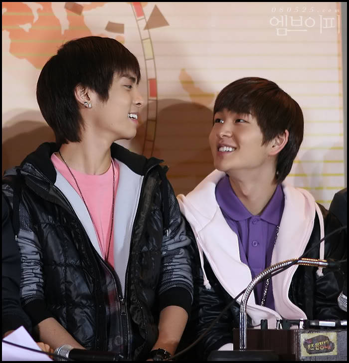 jjongonthisday's tweet photo. 090114 KBS Quiz Expedition recording https://t.co/epxUcAzJpR