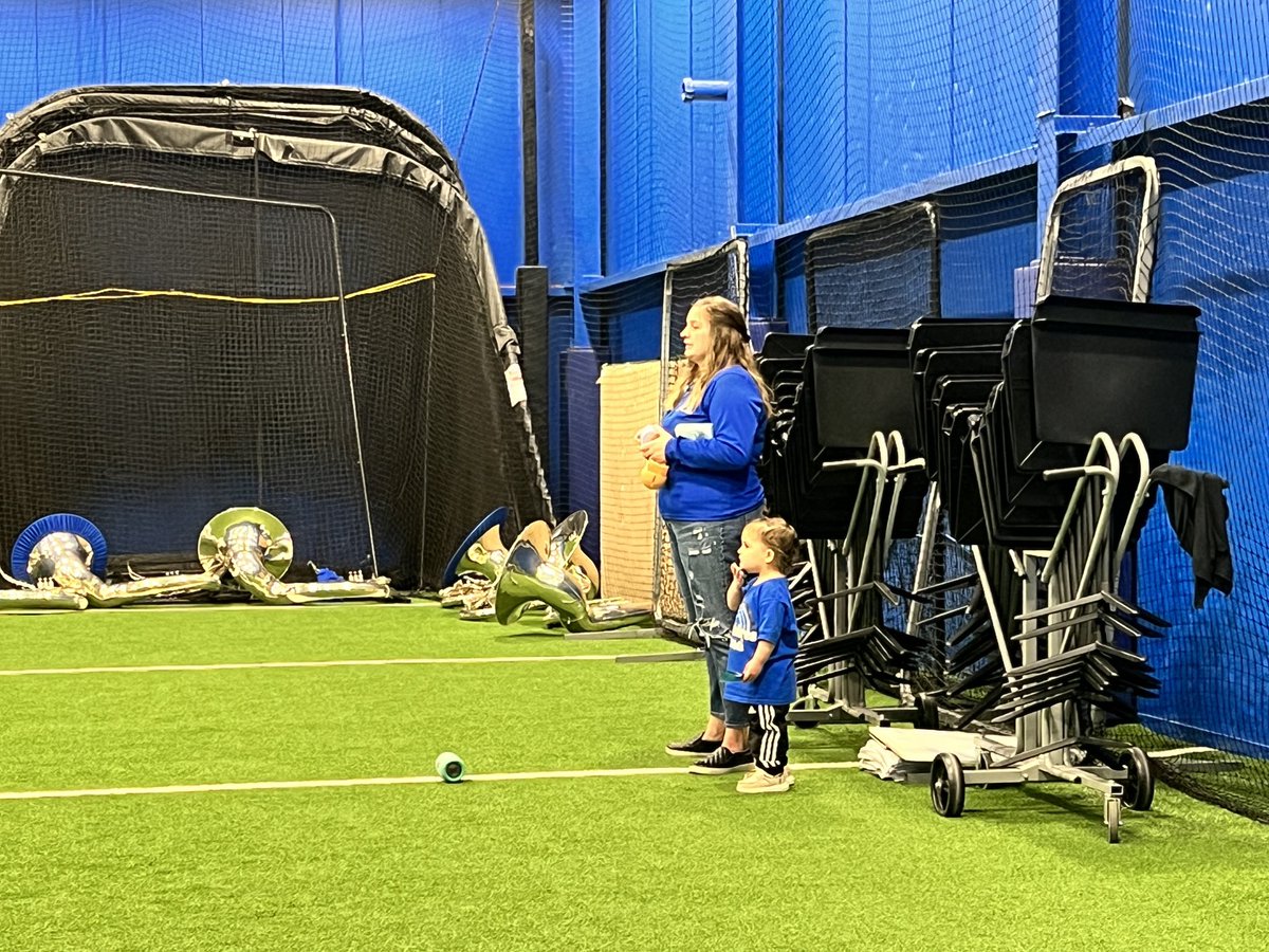 Andy Gonino tweet media