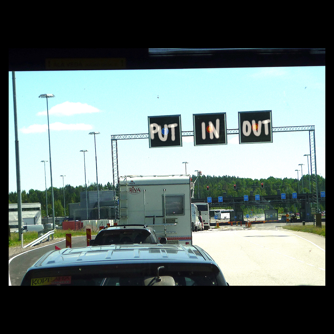 gabbaart's tweet photo. Fifteen graffiti signs (imaginary) from around the world protesting Vladimir Putin’s invasion of Ukraine. Each photograph was taken by Ian Howard between 1992 and 2020.
Between Spaces
10 December 2022 – 28 January 2023
#australianart #contemporaryart #art #artist #ianhoward https://t.co/zANfhyuKCh