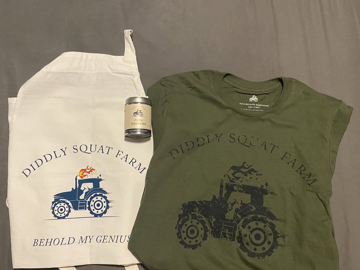 JordanV39128740's tweet image. Thanks to my fantastic girlfriend and @JeremyClarkson for the amazing Birthday gift! And on that terrible disappointment…. Best Birthday gift ever!!!! #ClarksonsFarm #DiddlySquatFarm #SpeedAndPower