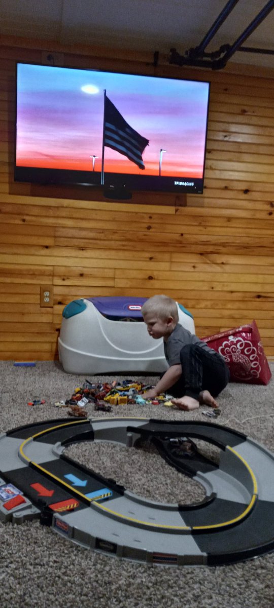 JrMoist's tweet image. #tweetyourfloseat from Lewistown Pa. 15 mins from The Speed Palace.