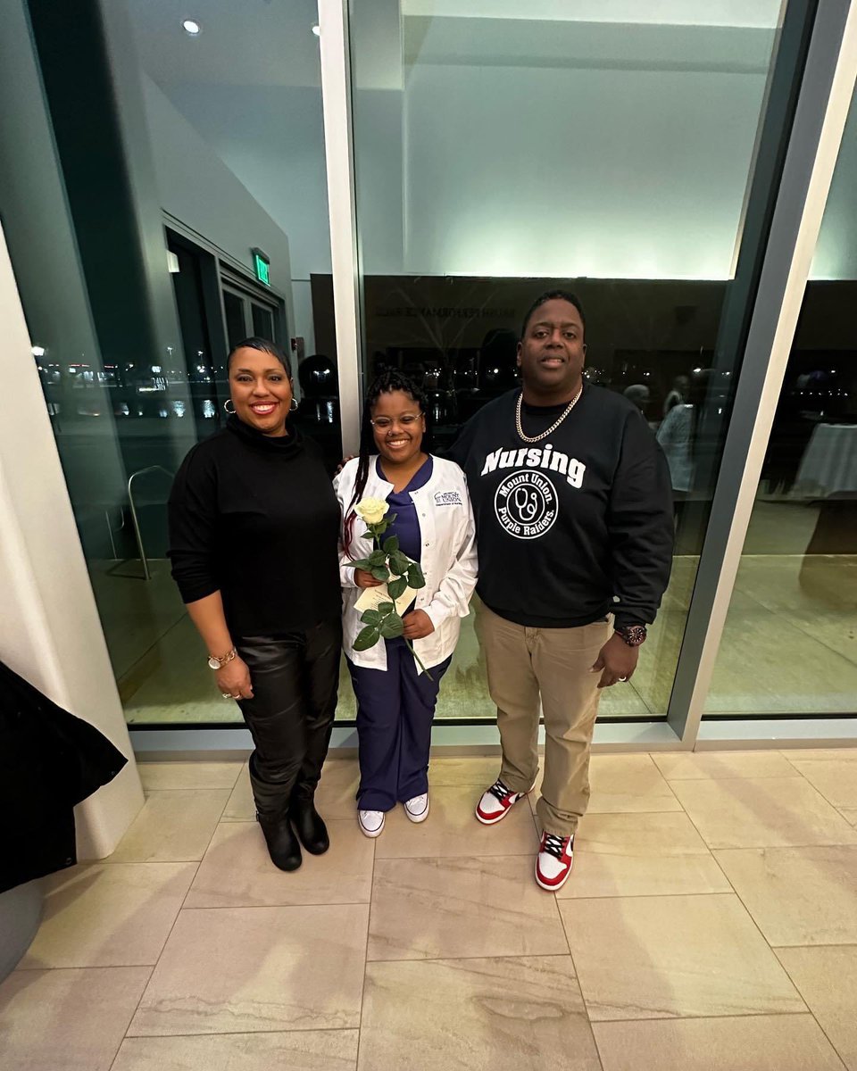 PastorAHill's tweet photo. Congratulations to Gia on her White coat ceremony !!! Great things are in your future. #4thHill #AlmostRN #ProudDad #Eph320 https://t.co/twGTQDH5Ht