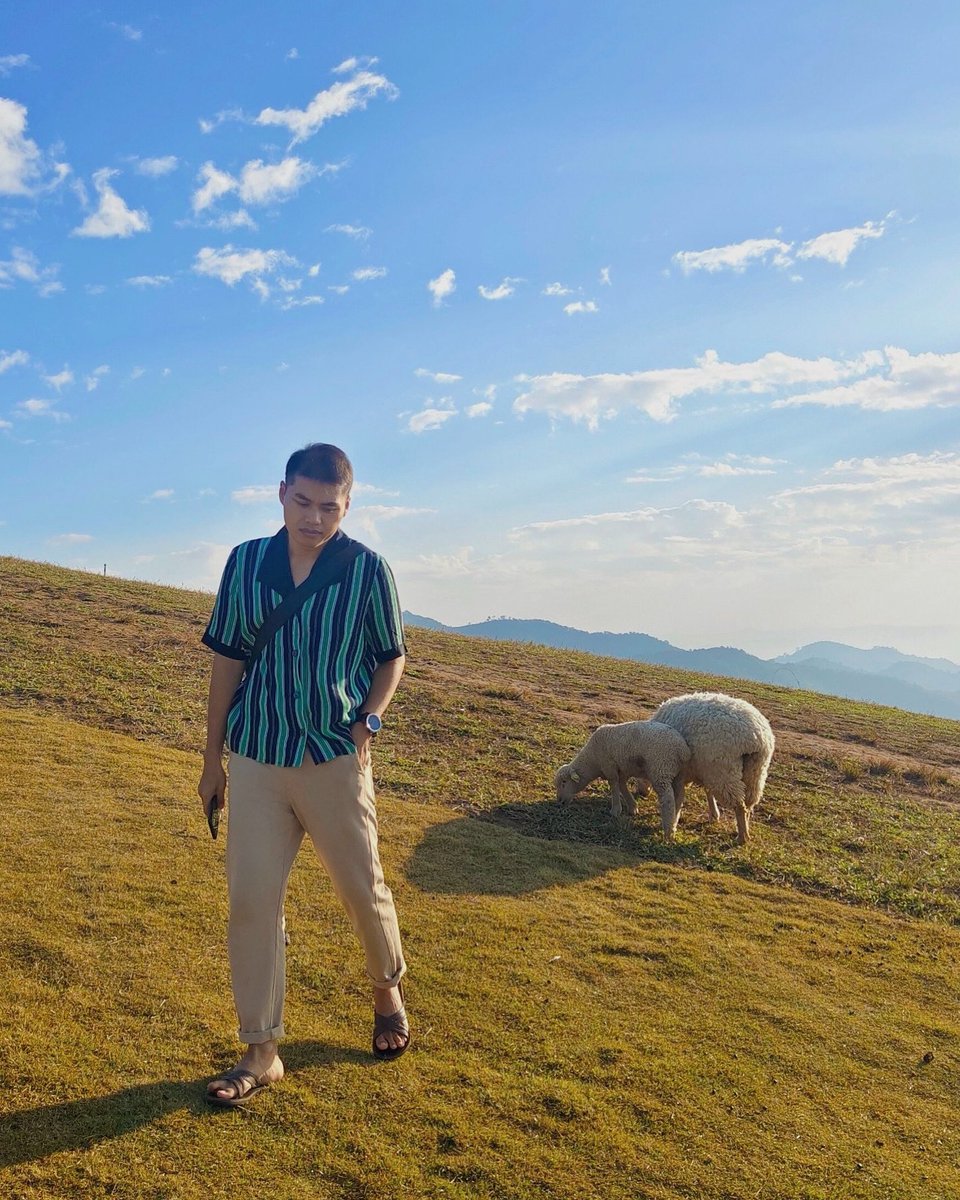 oa_ho's tweet photo. สวัสดี เด็ก...เด็ก 🐑
#ChiangRai #DoiChang #ChildrensDay https://t.co/dJ2AChavPM