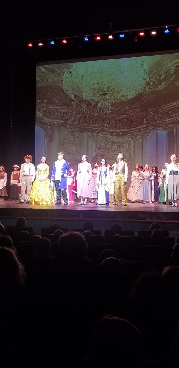 What an AMAZING performance by <a href="/MyrtleGroveMS/">Myrtle Grove MS</a> today! A good time had by ALL! SO much talent!! We were super lucky to get a picture with some VIP cast members😍Thank you <a href="/BlissCyndy/">Cyndy Bliss</a> for the invite! 
<a href="/TweetsBellamy/">BellamyTweets</a>  <a href="/Akrpatterson/">Amber Patterson</a> <a href="/DeannaLeake/">Deanna Leake</a> @MrsRossersClas <a href="/chawkfan91/">JB Kilpatrick</a>