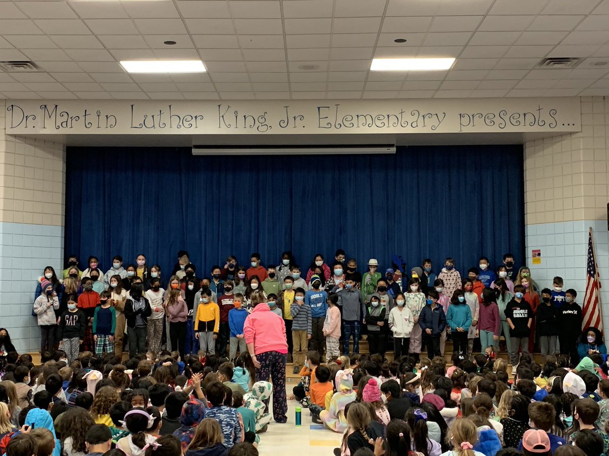 A2CUCU's tweet photo. All students and staff celebrated #MLKDay2023 and our @A2KingSchool namesake with songs, student speeches, and a recitation of Dr. King’s “I Have a Dream” Speech.  Mrs. Clinkscale reminded us it is a day on for service and kindness on Monday, not a day off🥰 @A2schools https://t.co/ViDIW8dF0B