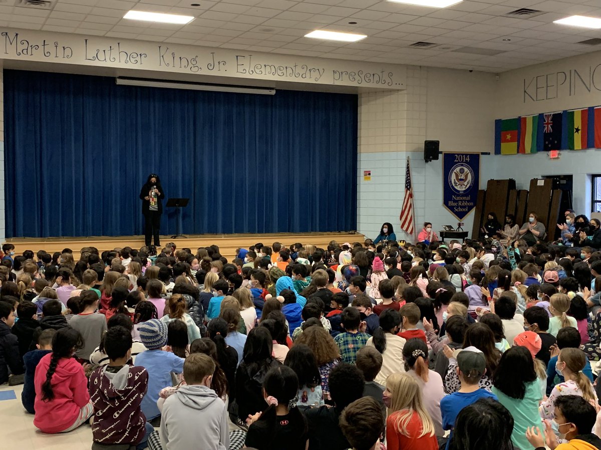 A2CUCU's tweet photo. All students and staff celebrated #MLKDay2023 and our @A2KingSchool namesake with songs, student speeches, and a recitation of Dr. King’s “I Have a Dream” Speech.  Mrs. Clinkscale reminded us it is a day on for service and kindness on Monday, not a day off🥰 @A2schools https://t.co/ViDIW8dF0B