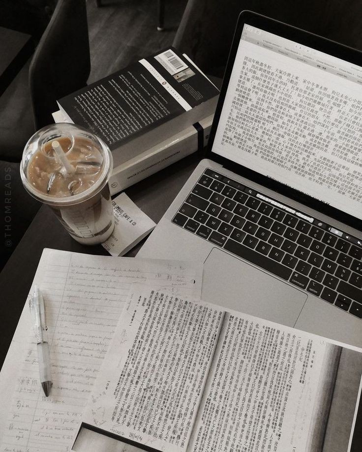 studyg4b's tweet image. ⌕:: #studytwt #studytwtbr #langtwt 

☆#  maio 2006
☆#  humanas
☆#  relações internacionais
☆#  foco USP
☆#  estudando inglês, italiano e espanhol
☆#  gilmore girls, pll, taylor swift, livros, café e volei &amp;lt;3

♡/↺ = moots!