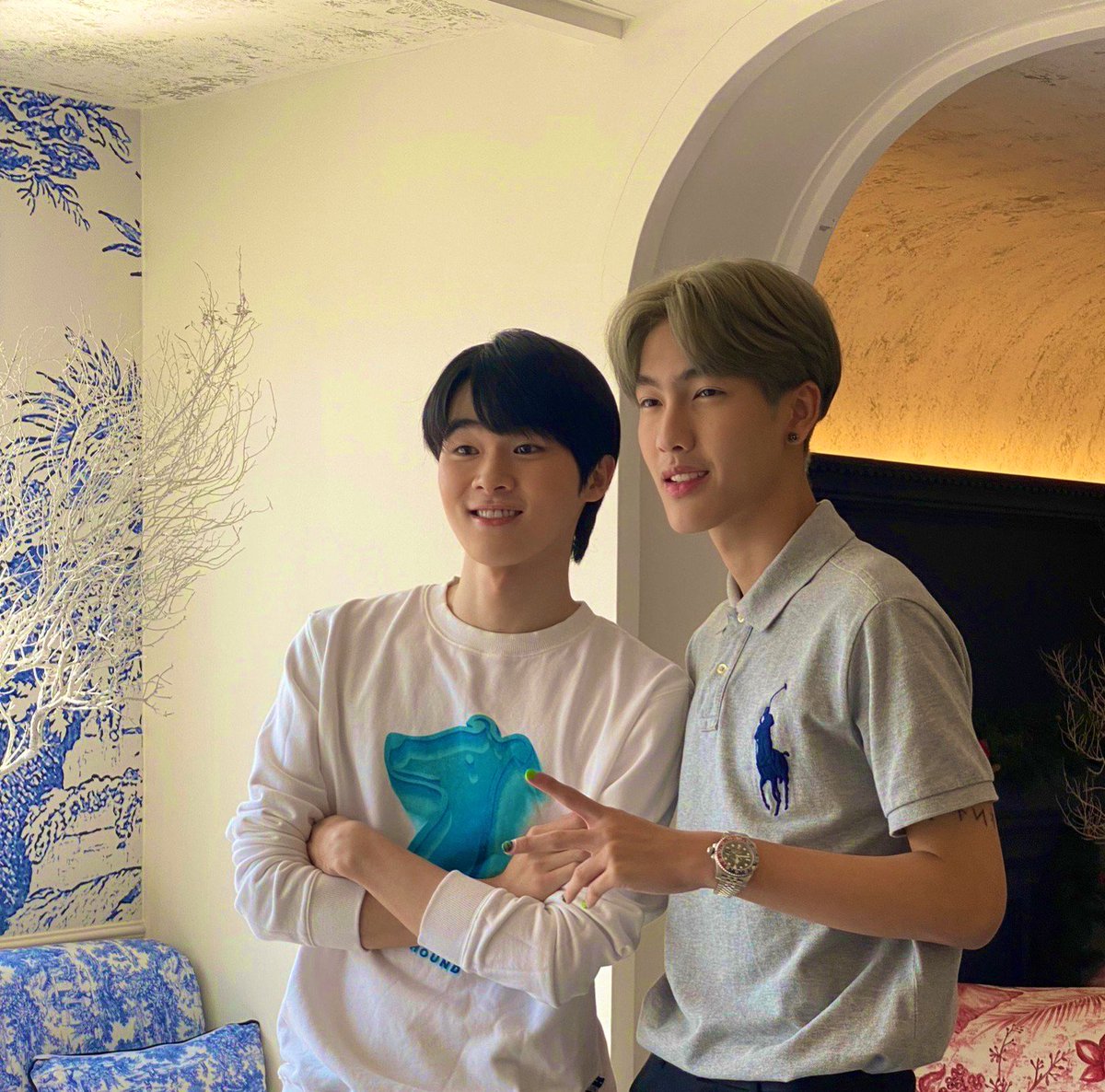 nuananong_PS's tweet photo. เอาจริงๆไมค่�� ถ้าตัดเรื่องคู่ชิปไป พวกเขาก่อ……เหมือนแฟนกันเลยค่ะ 🤭🤣#DarafanfinXTarbom https://t.co/7YXOQsAxC2