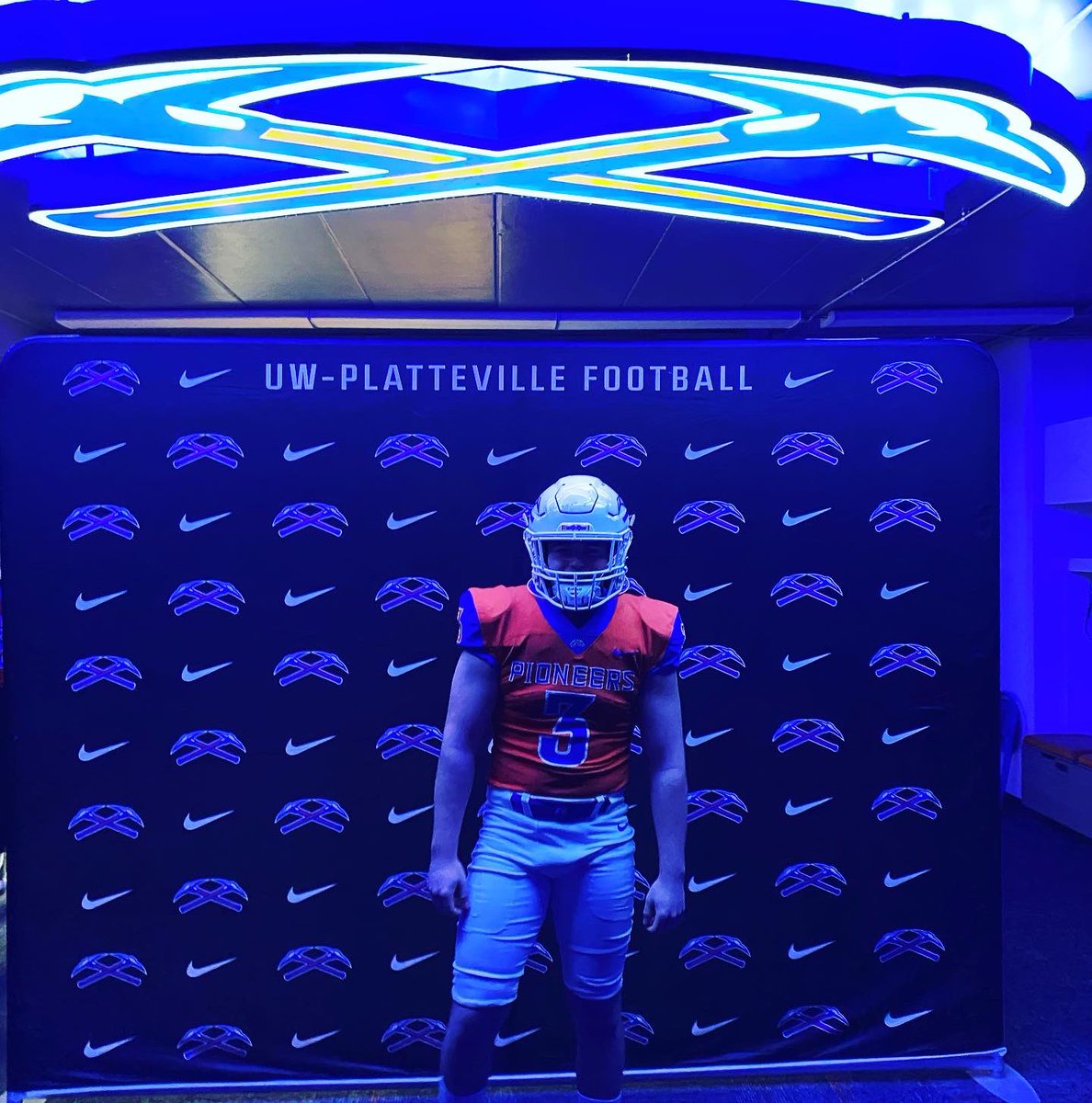 Gavin O’Brien (@gavinob44) on Twitter photo Great visit <a href="/uwplatteville/">UW-Platteville</a> today! Appreciate the hospitality from <a href="/UWP_CoachHoff/">Drew Hoff</a> and many members of the <a href="/UWPlattFootball/">UW-Platteville Football</a> coaching staff. #swingtheaxe Great visit <a href="/uwplatteville/">UW-Platteville</a> today! Appreciate the hospitality from <a href="/UWP_CoachHoff/">Drew Hoff</a> and many members of the <a href="/UWPlattFootball/">UW-Platteville Football</a> coaching staff. #swingtheaxe