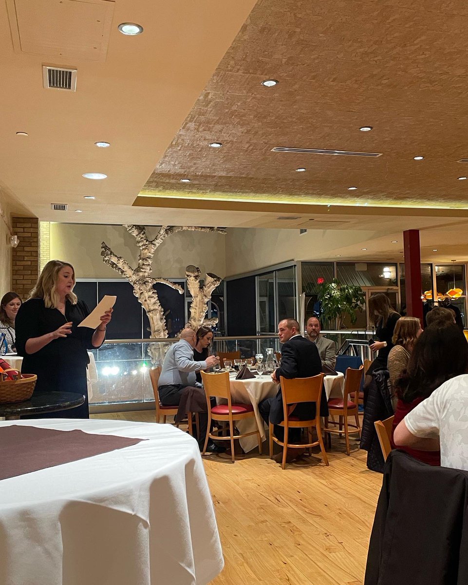 AndyForNormal's tweet image. Suzette and I having a great time at @BNYoungPro Ice Mixer event! It's great to be with so many awesome young business leaders in our community.