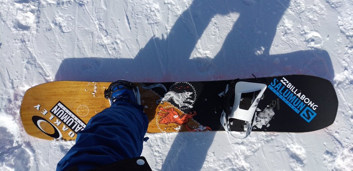 MONSTER_SNOW's tweet photo. 【スノーボード盗難 / 発見情報】
2023/1/9、いいづなリゾートスキー場にて盗難にあったSALOMON ASSASSIN について長野市内のリサイクルショップで発見、警察に連携と一報をいただきました。

過去例をみてお、まずは近場のリサイクルショップに確認が重要のような気がします。 https://t.co/0OAoHYiUHO