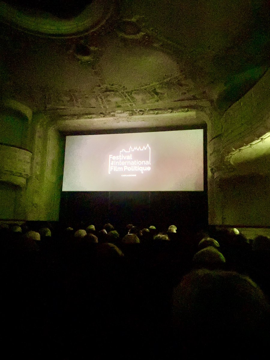 SionJerome's tweet photo. 🎬Avec @RachidaLucazeau bcp d’émotions à la découverte du film DIVERTIMENTO au #FIFP de #Carcassonne
1Histoire à l’intersection de nos 2missions respectives en @Occitanie:
Éducation & Culture pour tous ou comment lutter au quotidien contre la fatalité du déterminisme social… https://t.co/Kz1ys7Uqg6