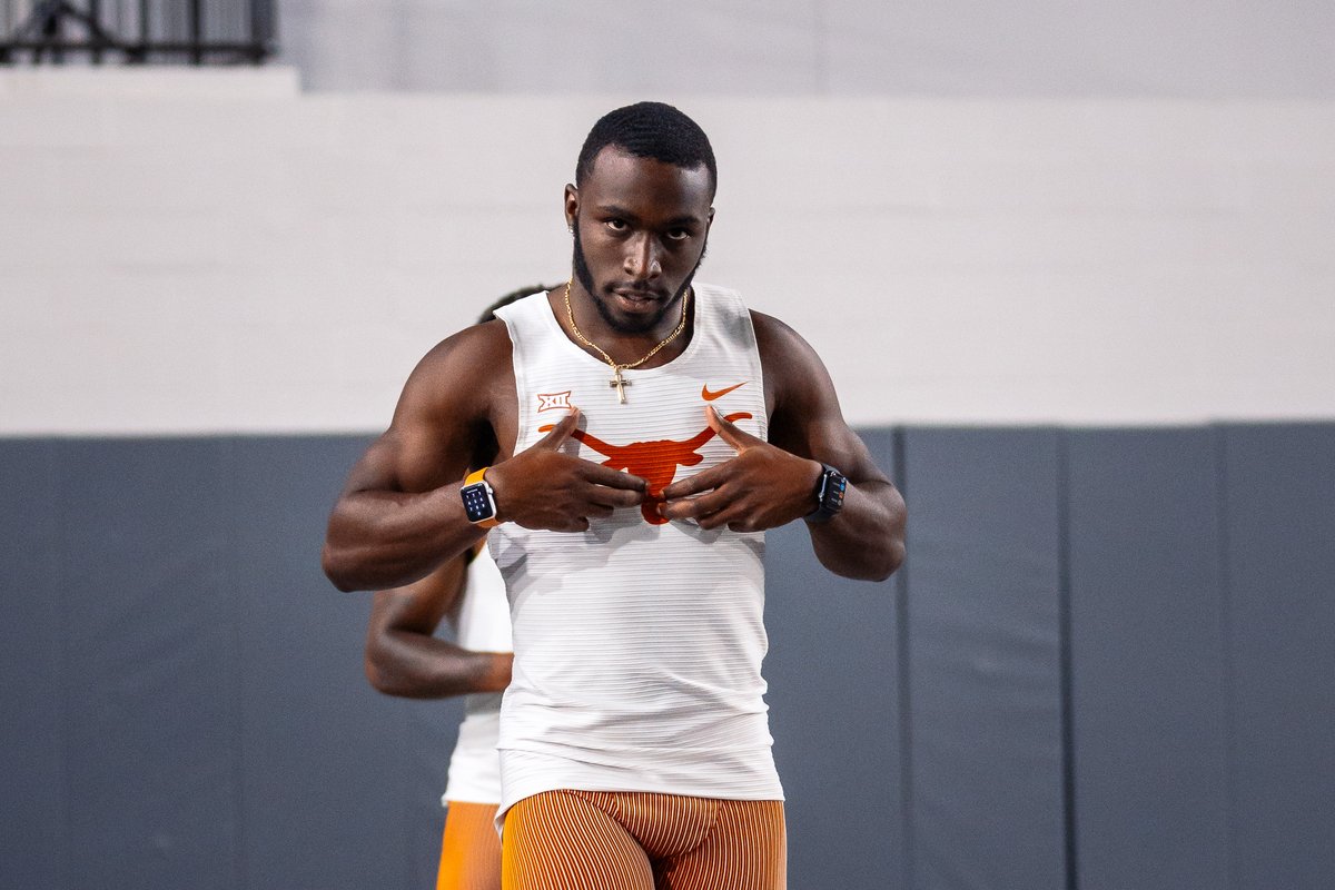 TexasTFXC's tweet photo. Cardinal Classic | M60 Final 🤘

Texas goes 1-2-3-4 in the final with @_marcellusmoore winning with a time of 6.63 (FR). 
2. @nolton_shelvin - 6.69 
3. @DanielGarland92 6.75 
4. @BrianHerron400m - 6.99 https://t.co/oY1nWjH1cD