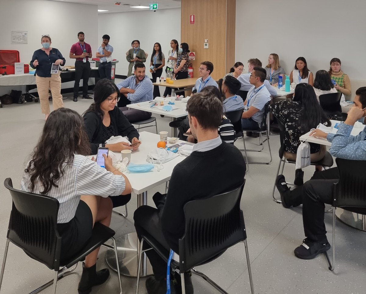 𝘽𝙧𝙞𝙜𝙝𝙩 𝙛𝙪𝙩𝙪𝙧𝙚𝙨 - It was wonderful to meet and talk all things #DestinationRural with many of the 92 new doctors completing their orientation at @GC_Health this week.

#DesinationRural is proudly supported by @rural_doctors and @RuralDoctorsAus.