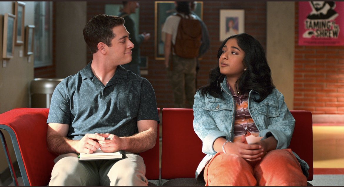 stillnotziora's tweet photo. mindy kaling is so sick https://t.co/vU3LkrvhyC
