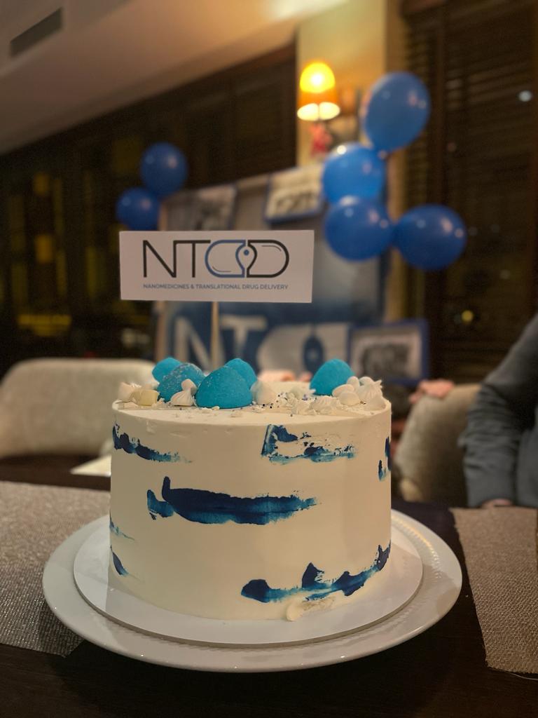 brunocsarmento's tweet photo. Happy birthday to us!!! Today we decided, together with our families, celebrate with joy and pleasure another anniversary of the creation of our group at @i3S_UPorto . Time to remember what we've already grown and believe that the future will be even more smiling. Thank you all! https://t.co/gyrrH0axFc