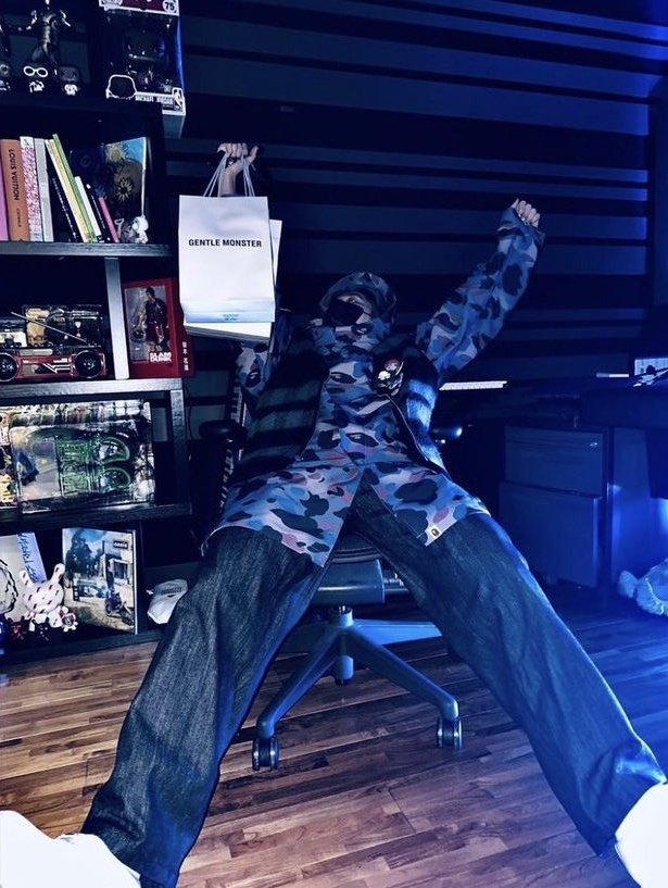 FmZYjDfaYAAH2hI?format=jpg&name=900x900