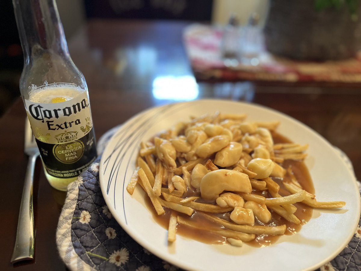 TGIF! Late supper! Beer & poutine! #lifeisgood #lacervezmasfina #cheesecurds