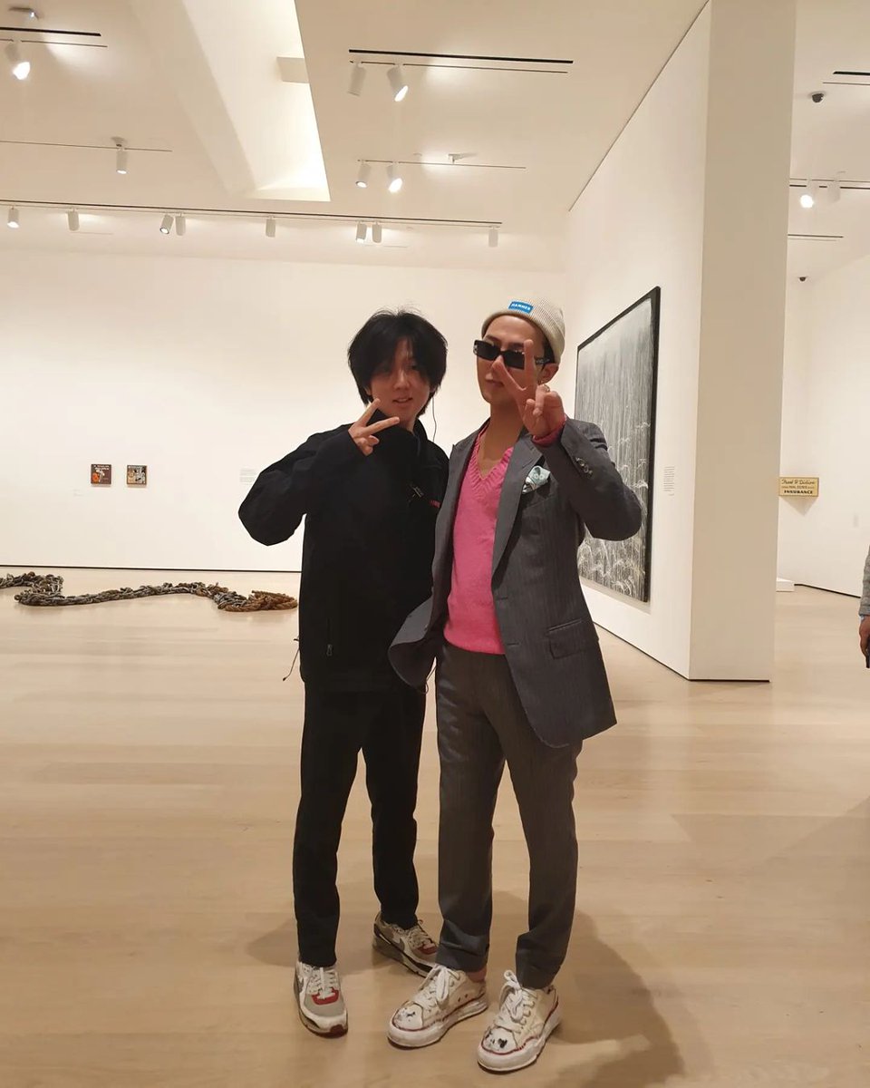 LH VIII VIII tweet media