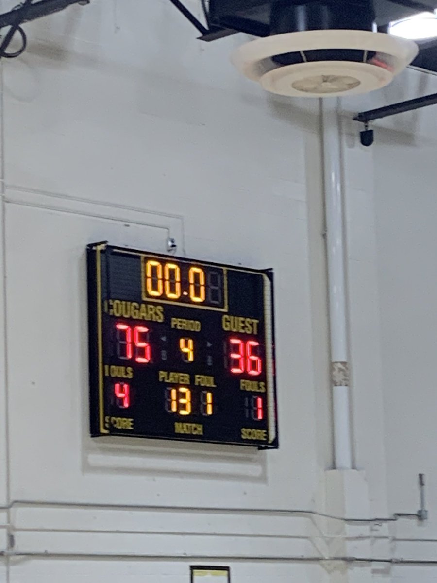 HFLGirlsBB's tweet photo. Cougars win 
Clare Ruff 16 points 8 assists 7 steals 
Shaye Angelo 16 points                      Sam Osovski 12 points @HFLCSDAthletics @hflcoachwill @PrimetimeBall_ @PickinSplinters @SecVGBasketball @585GirlsHoops https://t.co/r4jLRCSIxH