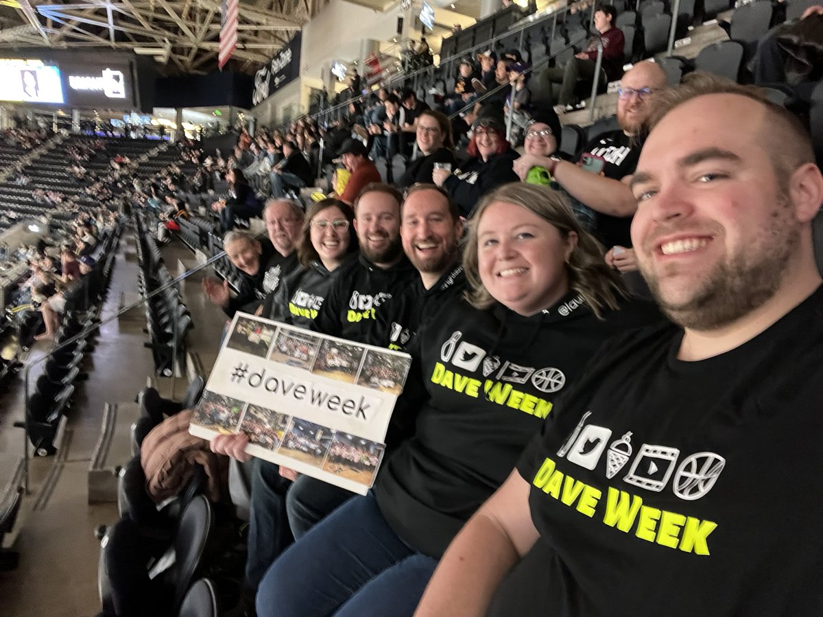 iBenBrown's tweet image. You all know we’re watching from the #DaveWeek section!!! #LesOlsonIT #TakeNote