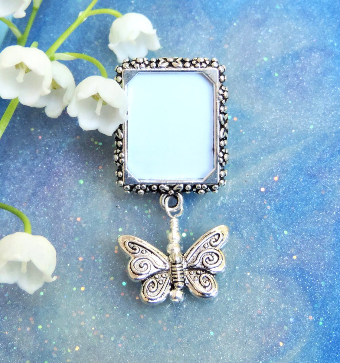 RT @smilingbluedog: Excited to share the latest addition to my #etsy shop: Memorial photo lapel pin with a butterfly and small picture frame. etsy.me/3w8Hgnj @Etsy #etsyseller #bestofetsy #etsymntt #promomyshop #etsysocial #wedding #graduation #…