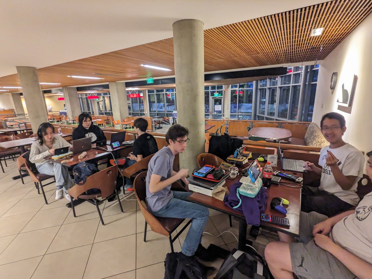 Husky Splatoon League tweet media