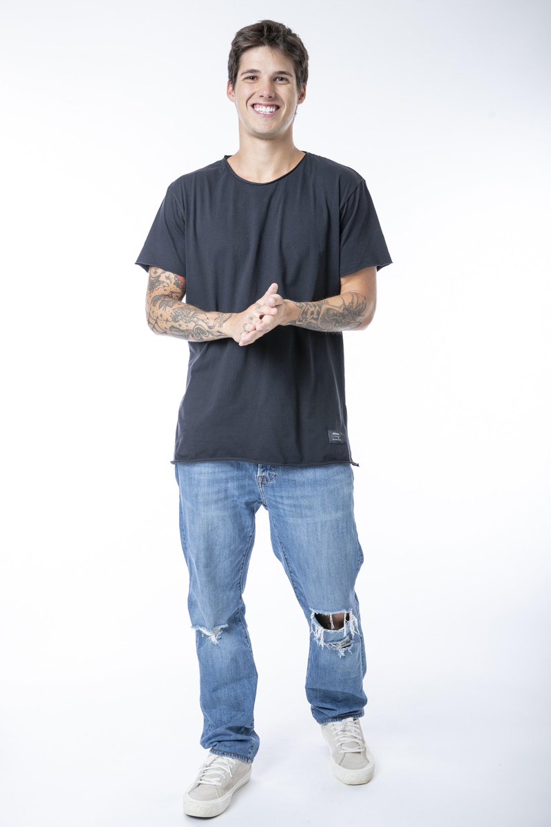 vulgofop's tweet photo. 📸 Fotos oficiais do Gab para o #BBB23, amamos sim ou com certeza? 😍🐈‍⬛ #TeamFop https://t.co/TlRphEMq3s