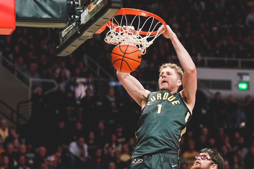 ISC_PU's tweet photo. 🏀 Final from Mackey 🏀

🚂 Purdue 7️⃣3️⃣
🌽 Nebraska 5️⃣5️⃣

👏 Matt Painter Victory #️⃣4️⃣0️⃣0️⃣

▪️Loyer 27p/3a 🎯🎯🎯🎯🎯🎯
▪️Edey 12p/13/1a/4blk
▪️Smith 10p/5r/4a/1stl 🎯

📊 Stats of the Game
🚂 Rebounds 38-19
🚂 Time Led 39:18

⏭ 1/16 at Michigan St ⚔️ 

📸: @snapsbyme https://t.co/W5EImyEJNM
