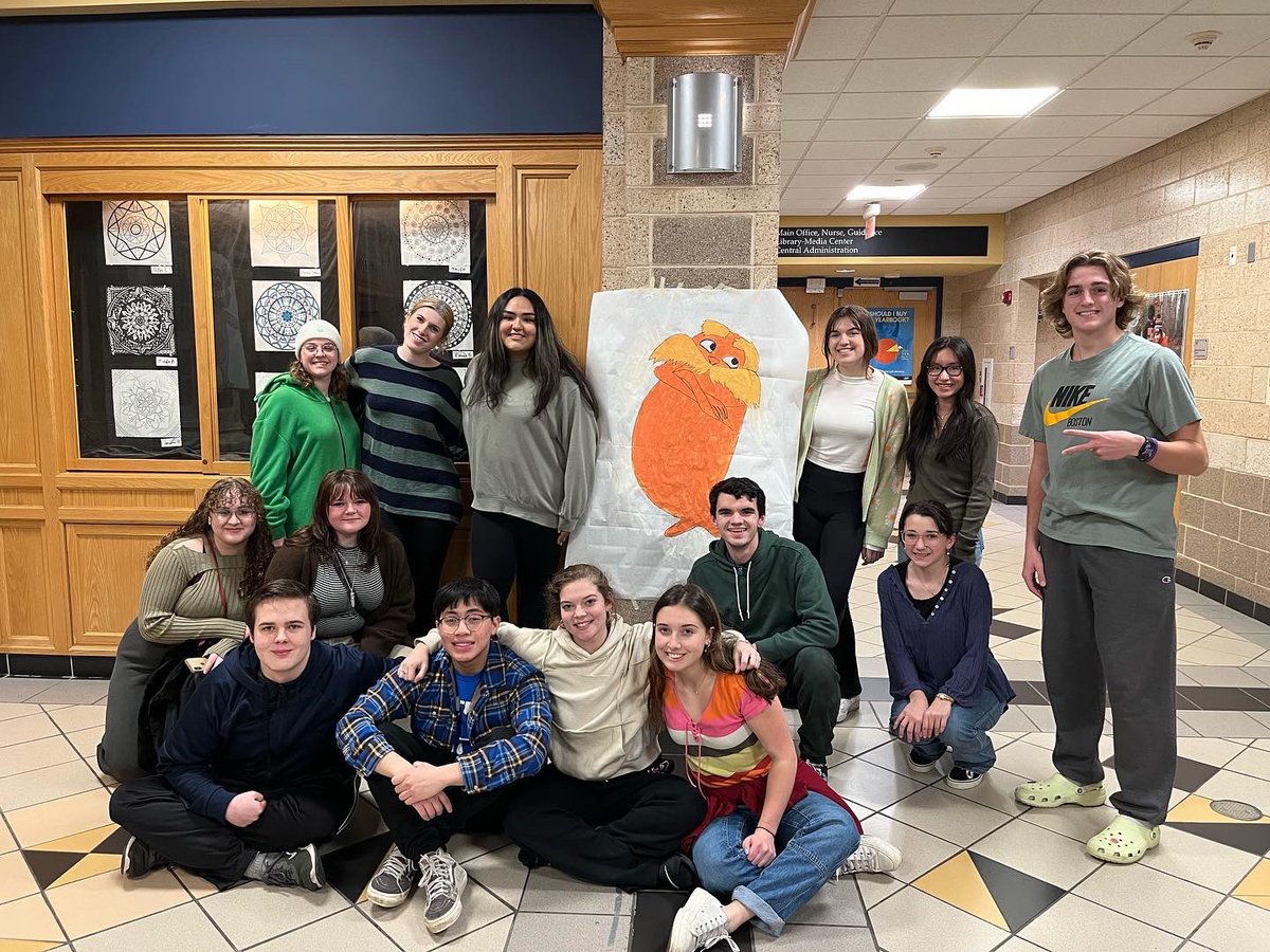 wh_seac's tweet photo. Huge turnout for SEAC movie night!!! Successful night for SEAC💚 #thelorax #pantherpride https://t.co/4SFvvaiRbY