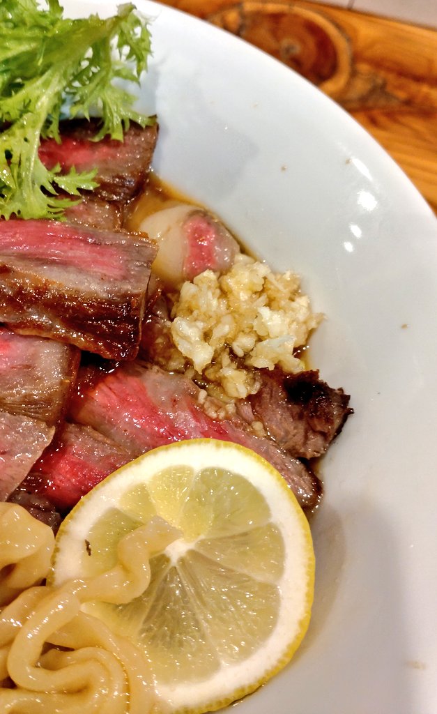 プンバァァァー🐗🐗🐗💨🍜 ら〜めん🍜食べるだけ😁byヴぃくちゃん🤗 tweet media