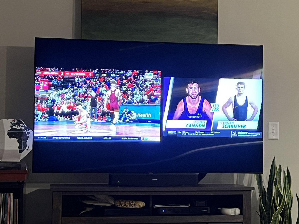 Great night of D1 wrestling! Minnesota vs Nebraska and Northwestern vs Iowa on the split screen!