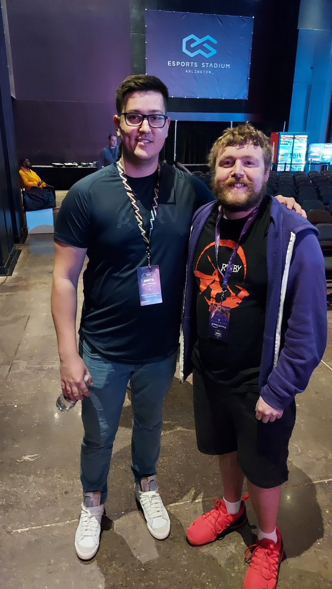 So turns out <a href="/Weak3n/">Kurt Schray</a> is kind of tall.