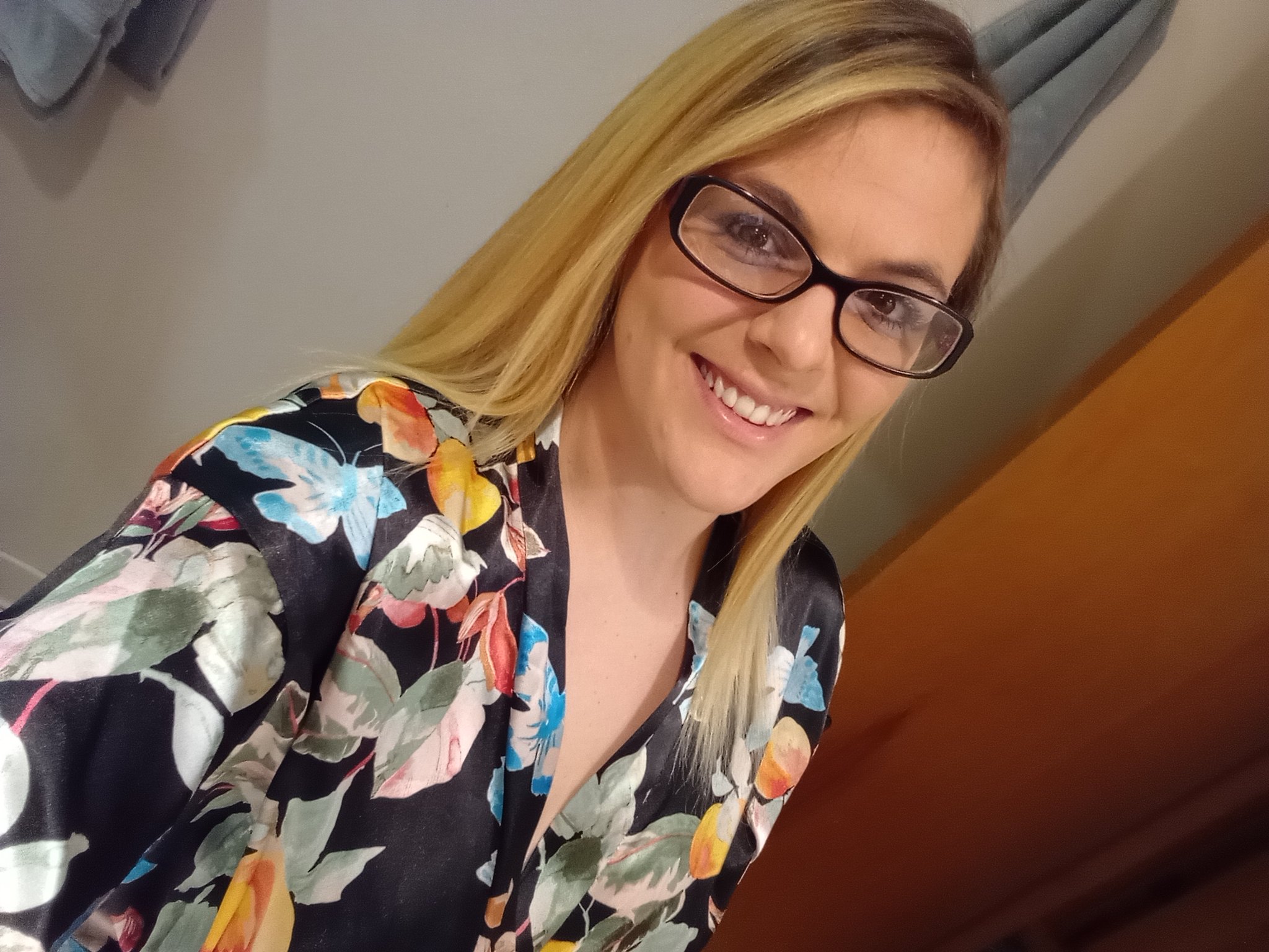 TW Pornstars - 1 pic. Kendra Lynn Films. Twitter. Shooting in Iowa today and tomorrow with