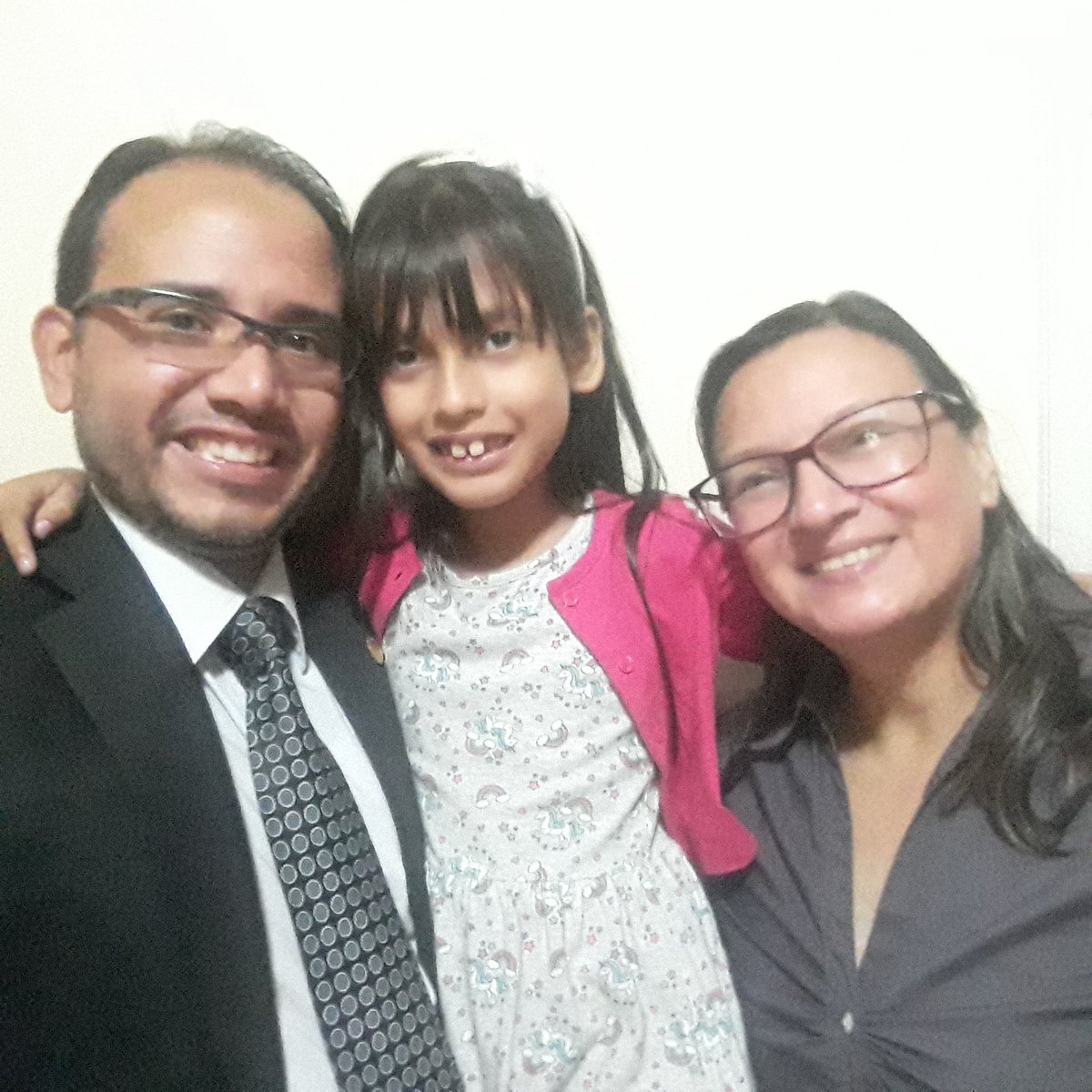 ParedesJackson's tweet photo. ➡️🙏🏼 Hoy 3er día Oración de Vuelta al Altar, agradezco a Dios por la oportunidad de trazar la palabra en la Iglesia Central de Valera @ivaleracentral ...Señor Bendice a mi familia 👨‍👩‍👧 y la Iglesia ⛪ 

#FelizSábado #Oración #IWillGo #Adventista #UVOC #MVAE #Trujillo #Valera https://t.co/5sf3SEaTsr