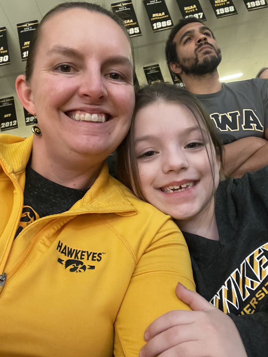 FamDocDO's tweet photo. 300th Dual. Go Hawks! #FightForIowa https://t.co/8RIMIRgoX9