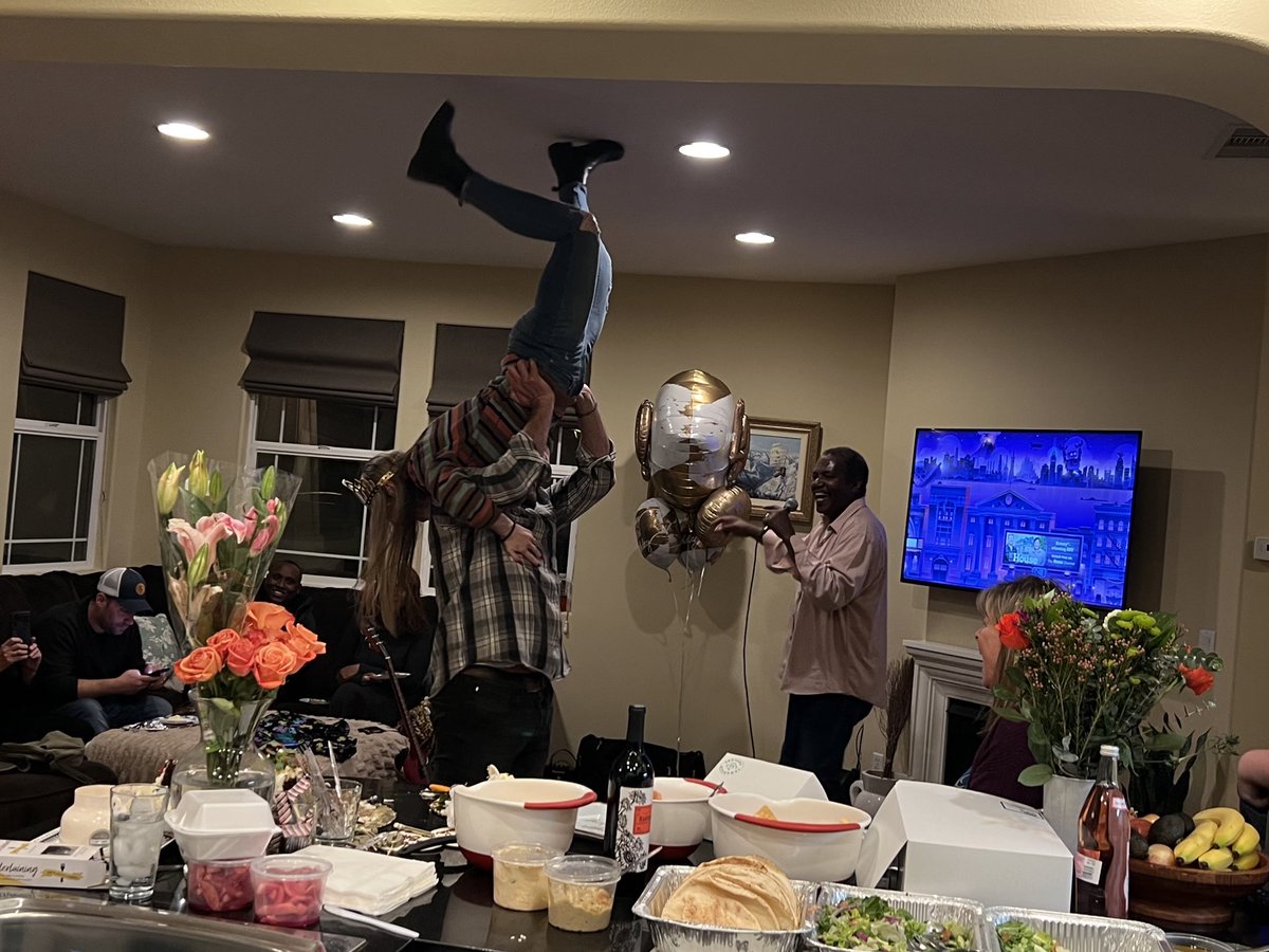 Dawn Megli tweet media