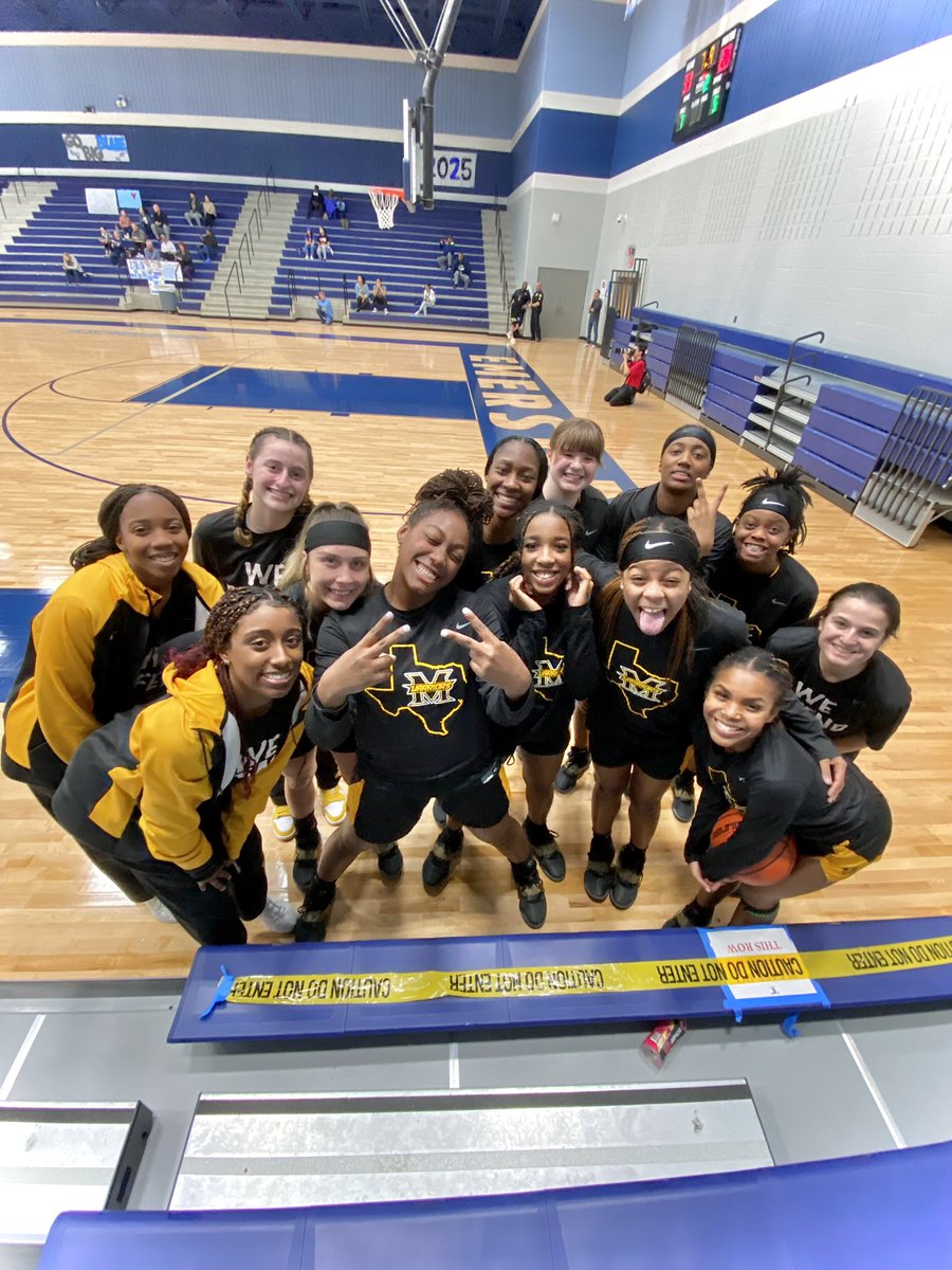 GBBWarriors's tweet photo. 🏀𝐓𝐡𝐞𝐬𝐞 𝐠𝐢𝐫𝐥𝐬 𝐡𝐚𝐯𝐞 𝐬𝐭𝐚𝐫𝐭𝐞𝐝 𝐃𝐢𝐬𝐭𝐫𝐢𝐜𝐭 𝟔-𝟎 𝐟𝐨𝐫 𝐭𝐡𝐞 𝐟𝐢𝐫𝐬𝐭 𝐭𝐢𝐦𝐞 𝐢𝐧 𝐠𝐢𝐫𝐥𝐬 𝐛𝐛𝐚𝐥𝐥 𝐬𝐜𝐡𝐨𝐨𝐥 𝐡𝐢𝐬𝐭𝐨𝐫𝐲!!!🏀
#keepstacking #sisterhood #grinding https://t.co/QPuECKJgOj
