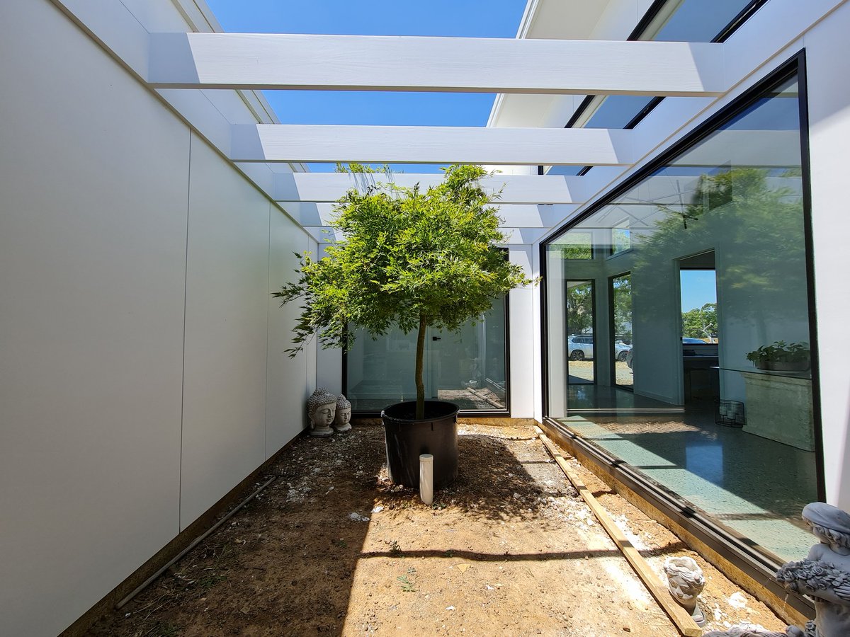 mnqw443's tweet image. #project #courtyard update #mapletree