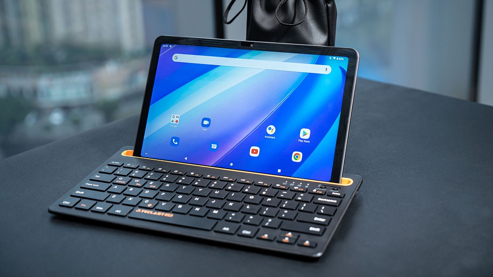 TeclastJapan's tweet photo. 開封の儀🍻
高効率の #T40Pro2023 は🚀、2つのARM Cortex-A75高電力コアと6つのCortex-A55インテリジェントAIコアを備えたUNISOC T616プロセッサを使用します🌠。 発生した熱を減らしながら、素晴らしいパフォーマンスを維持します🏕️
カートに追加🛍️:https://t.co/B3q0PdzwOl
#Teclast #タブレット https://t.co/m21t0YBKgC