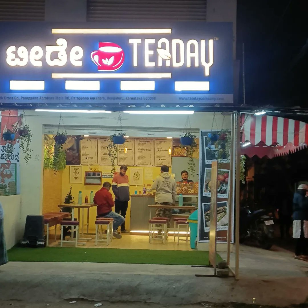 TeaDayCompany's tweet photo. THE GOOD VIBES OF TEA DAY are now at Parapanna Agrahara, Bangalore. Come over with your mates &amp; buddies to enjoy our delectable range of fresh &amp; authentic Tea, Coffees, Milkshakes, Summer chills, Bakes, Small eats, Maggie &amp; many more. See y'all soon!!

#teaday # Teadaycompany https://t.co/m6d6svTQrY