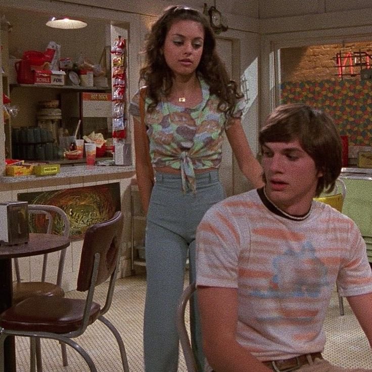 octaviaawashin's tweet photo. I hate to say it…….bc it’s not my brand………..but Michael Kelso kinda a puka shell fitted fee casual wear men’s fashion king https://t.co/24IGx0lkxm