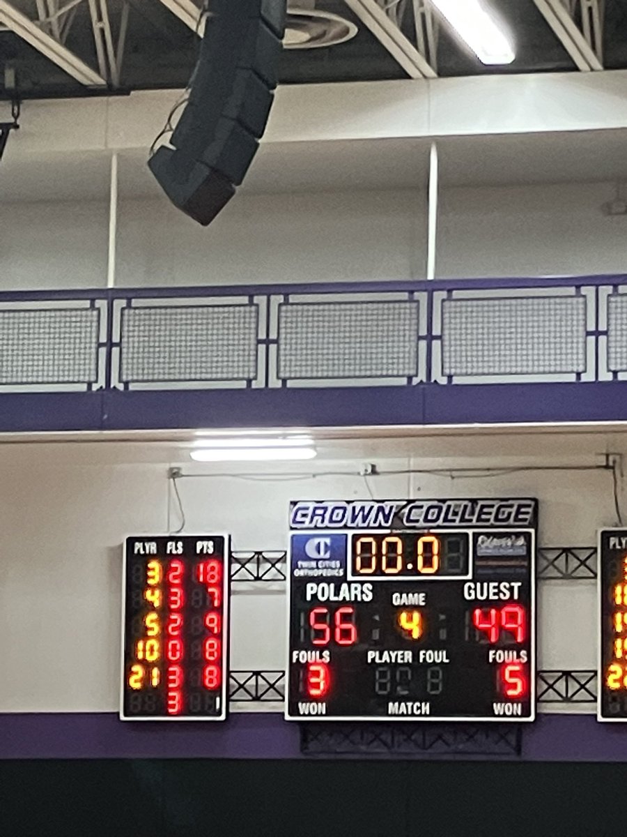 CoachAmos03's tweet photo. Congratulations to Coach @Bridge2success_  and @CrownWBB  for the HUGE WIN TONIGHT. #FirstTimeInSchoolHistory #CrownClimb #1Crown https://t.co/IPJNfqpBe0