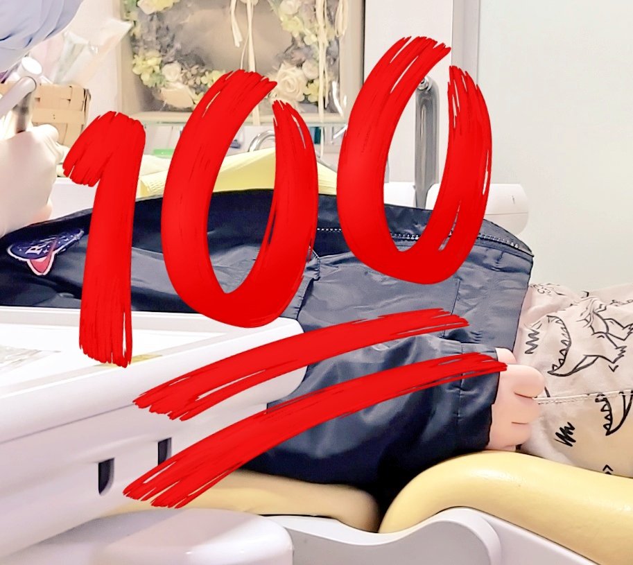 押さえつけずに…
初めて泣かずに
そして初めて電動歯ブラシできたーーーー😭
手は握りこぶしやけど……
頑張ったあぁぁぁあ😭兄頑張った！
えらいえらいえらいいいいいい
何買ってあげよかな(クソ甘い)