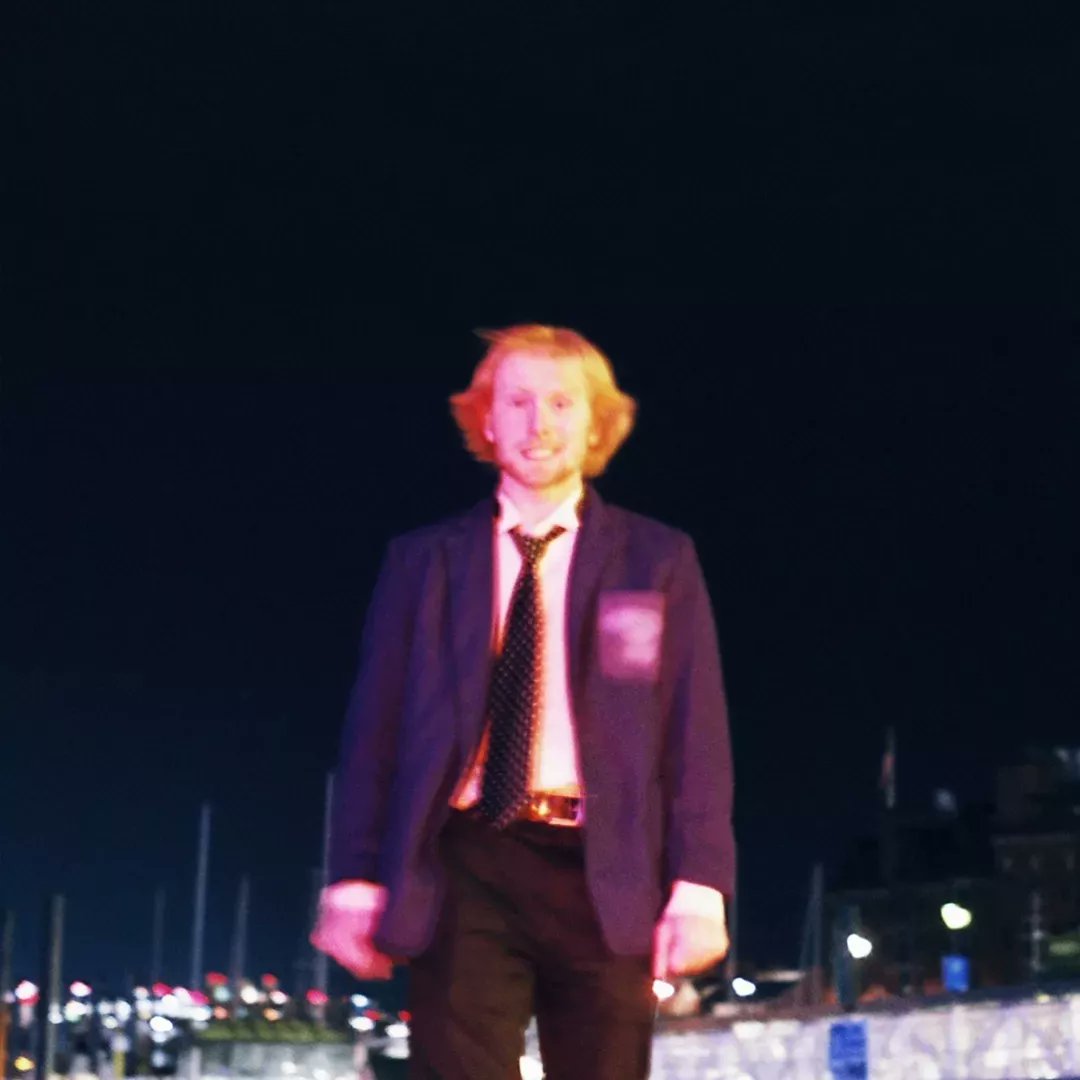 80Aidy's tweet photo. I'm so handsome 🧚‍♂️☄ https://t.co/86jDmWak3N