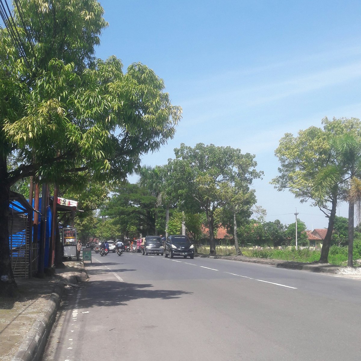 MP_Sejarah's tweet photo. Panorama kawasan Jln Dewi Sartika, Kel Kenanga, Kec Sumber, Kab Cirebon, Jawa Barat https://t.co/PgzH2pgcwq