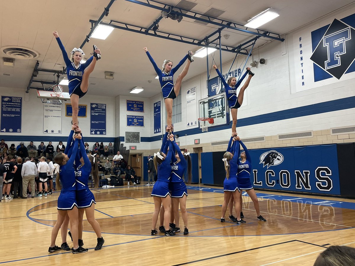 FalconCheer tweet media