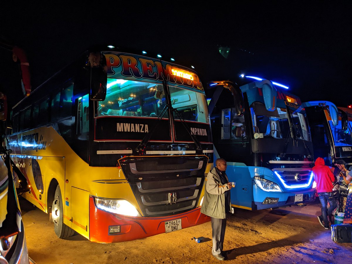 kirigitim's tweet photo. Time: 06:00am 19Β°C π€οΈπ‘οΈ
Date: Sat, Jan 14 | 2023
Loc: NYEGEZI BUS TERMINAL π
#Premier_Line
T 963 DNU - Mwanza Mpanda
T 246 BAV - Mwanza Mbeya No.1
T 200 DGK - Mwanza Mbeya No.2
#Loliondo_Coach
T 484 DWN - Mwanza Arusha
Photographer: @t_mabasi πΈ https://t.co/i0Es8eZjgM