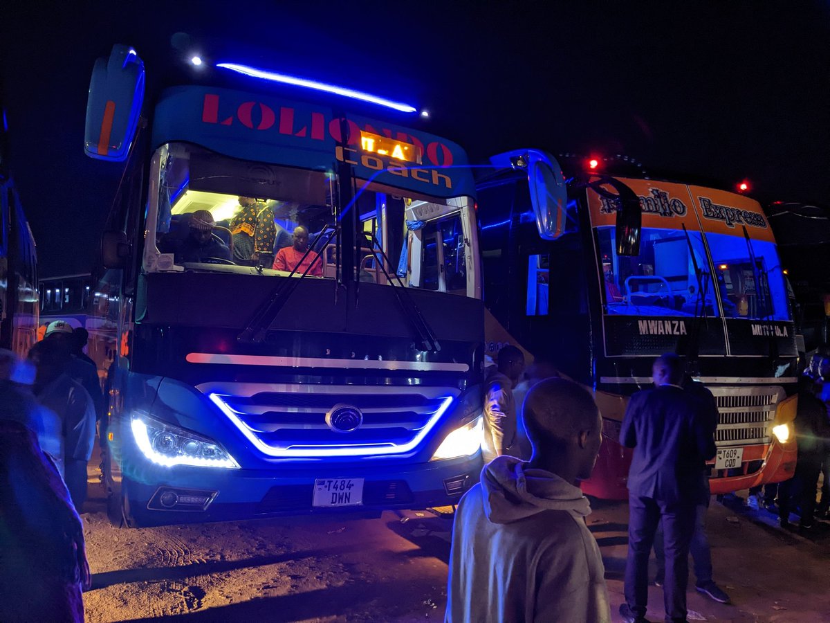 kirigitim's tweet photo. Time: 06:00am 19Β°C π€οΈπ‘οΈ
Date: Sat, Jan 14 | 2023
Loc: NYEGEZI BUS TERMINAL π
#Premier_Line
T 963 DNU - Mwanza Mpanda
T 246 BAV - Mwanza Mbeya No.1
T 200 DGK - Mwanza Mbeya No.2
#Loliondo_Coach
T 484 DWN - Mwanza Arusha
Photographer: @t_mabasi πΈ https://t.co/i0Es8eZjgM
